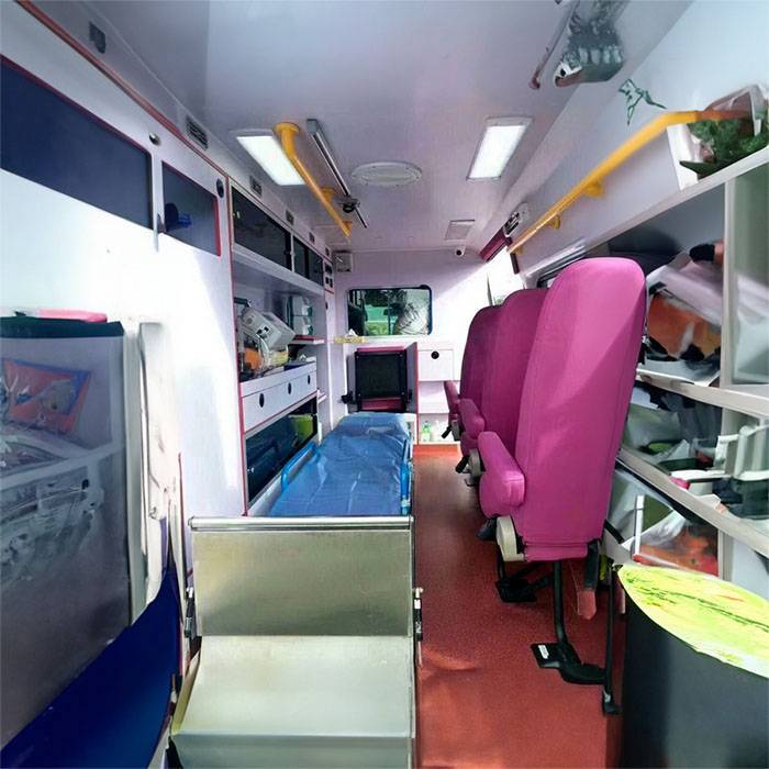 2023年广西贺州正规救护车 救护车安什么收费