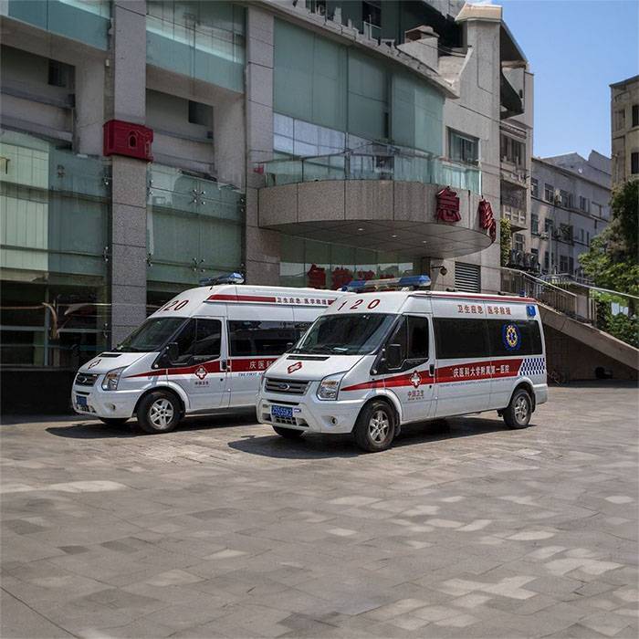 2023年云南昆明救护车跨省转院出租 怎么联系救护车