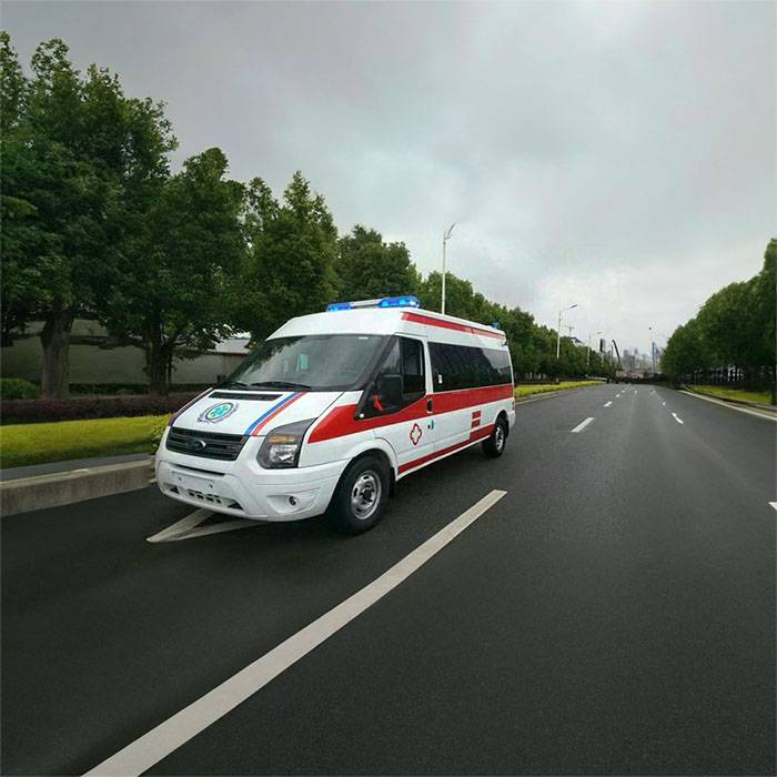 2024年海南屯昌县私人长途救护车转运 叫一次救护车需要多少费用