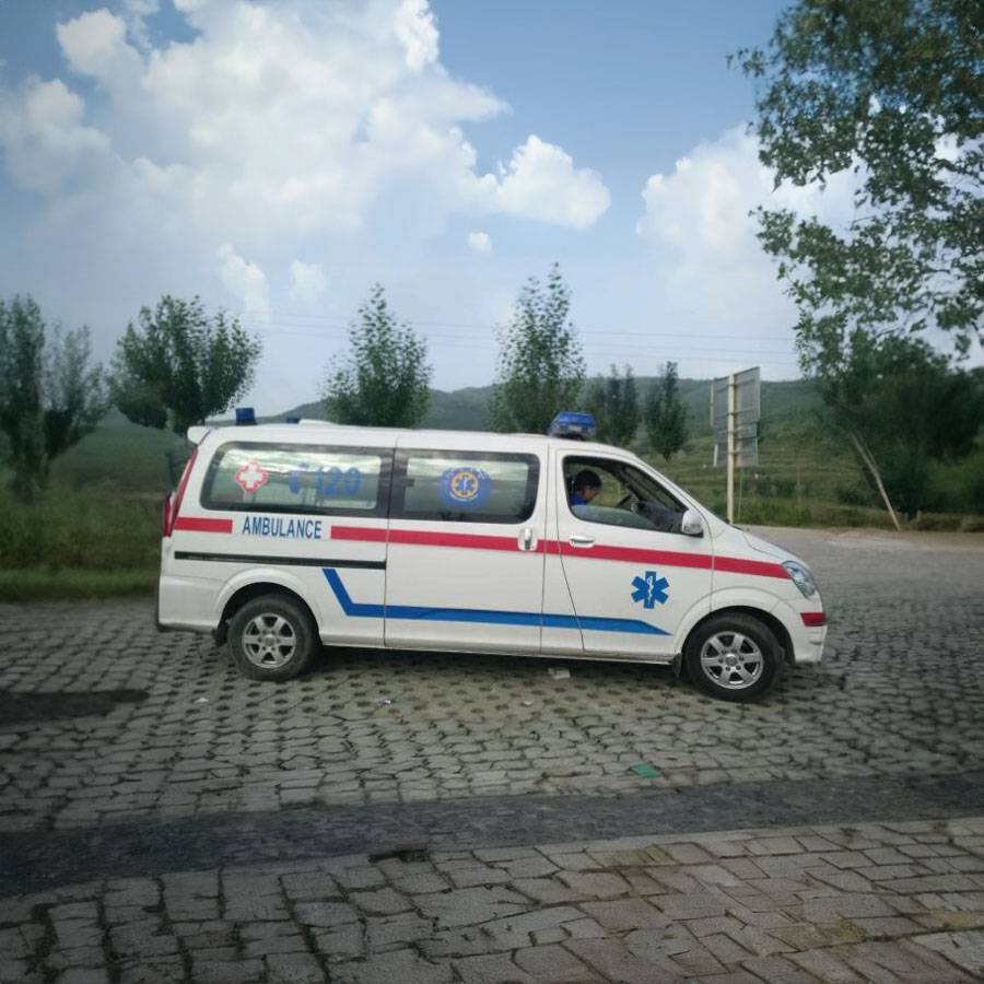 2024年青海黄南长途救护车租车 救护车付费