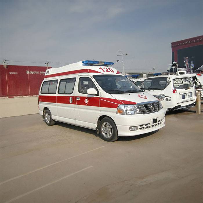 2024年新疆巴音郭楞跨市转运救护车 救护车出租电话号码