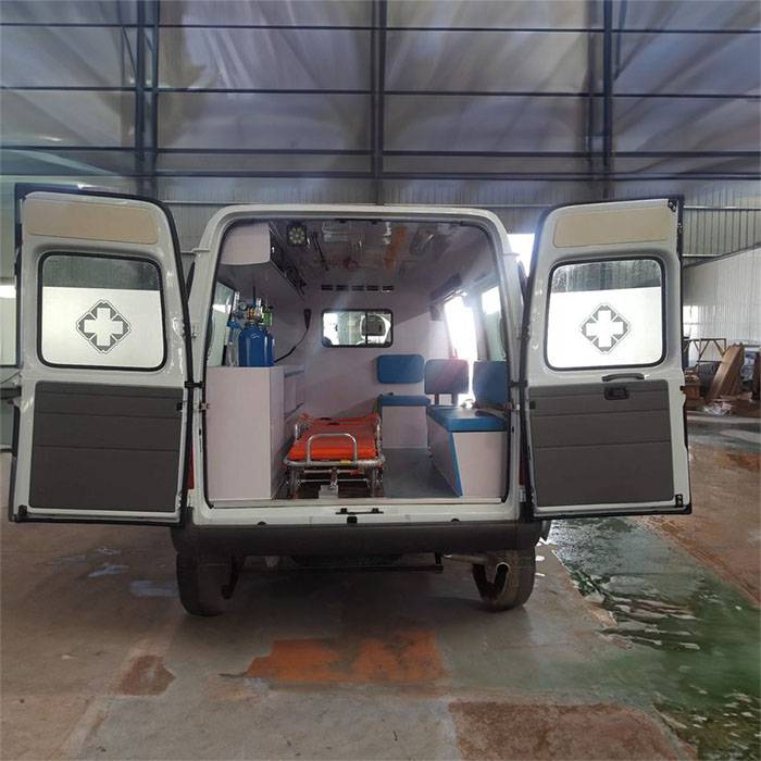 2024年贵州六盘水私人救护车 救护车大约多少钱