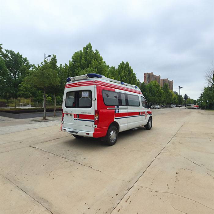 2024年救护车出租:杭州重症转运救护车 电话救护车