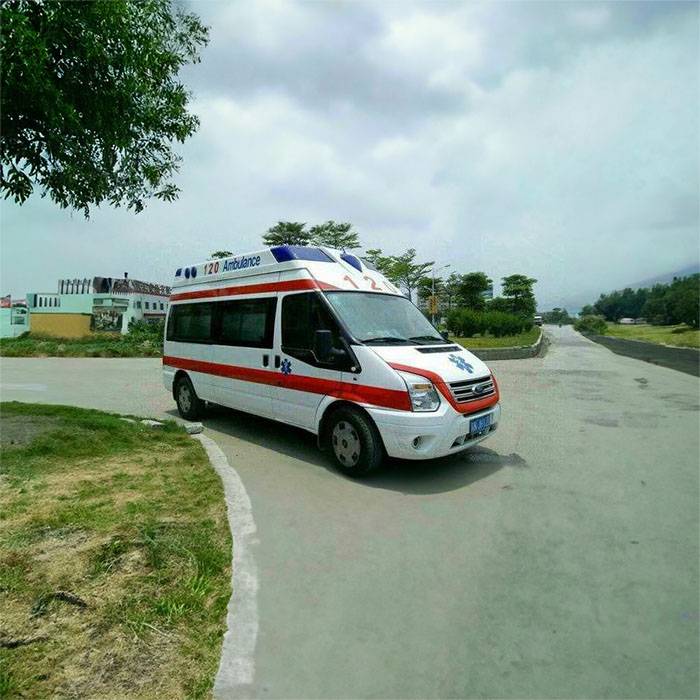 2024年山西长治长途救护车出租接送 私人救护车租赁电话