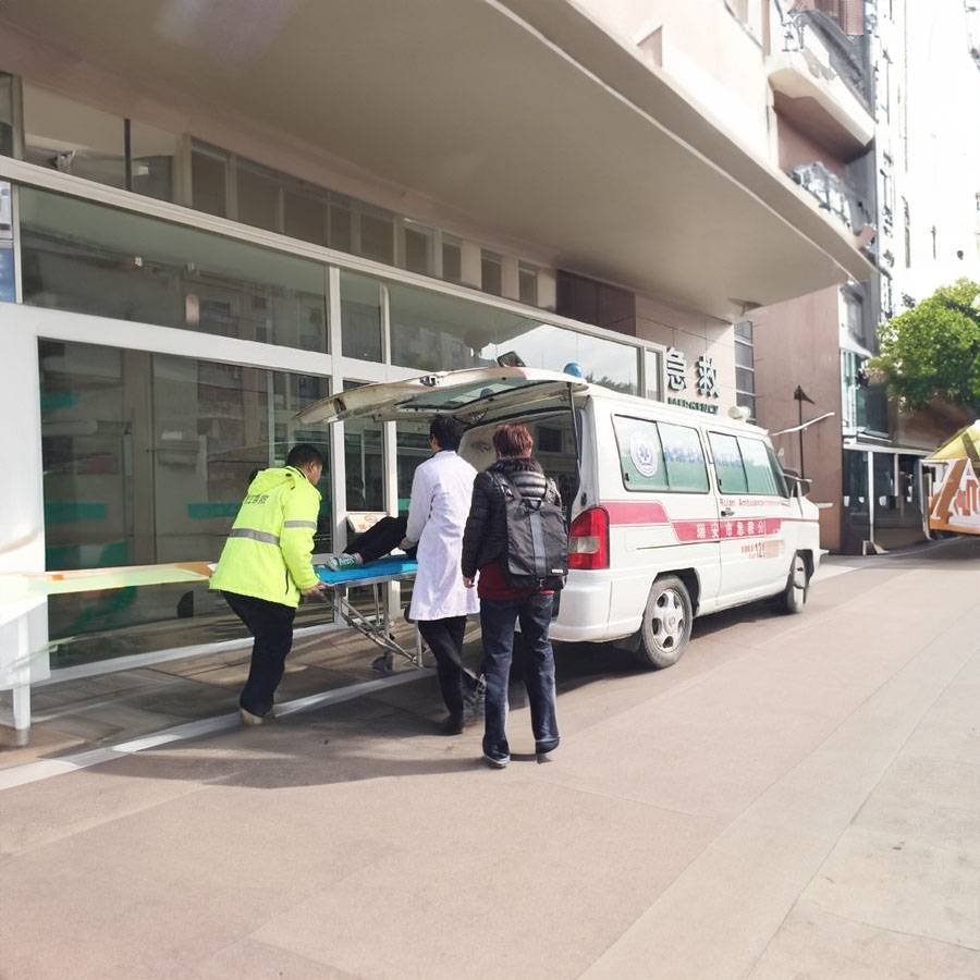 2025年新疆博尔塔拉市救护车转运 救护车可以租吗