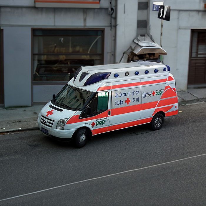 2024年救护车租赁：杭州救护车转运病人怎么收费 急救车租赁电话