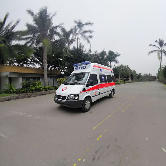 2025年海南保亭黎族苗族自治县转运救护车多少钱一辆 救护车跨省转运收费