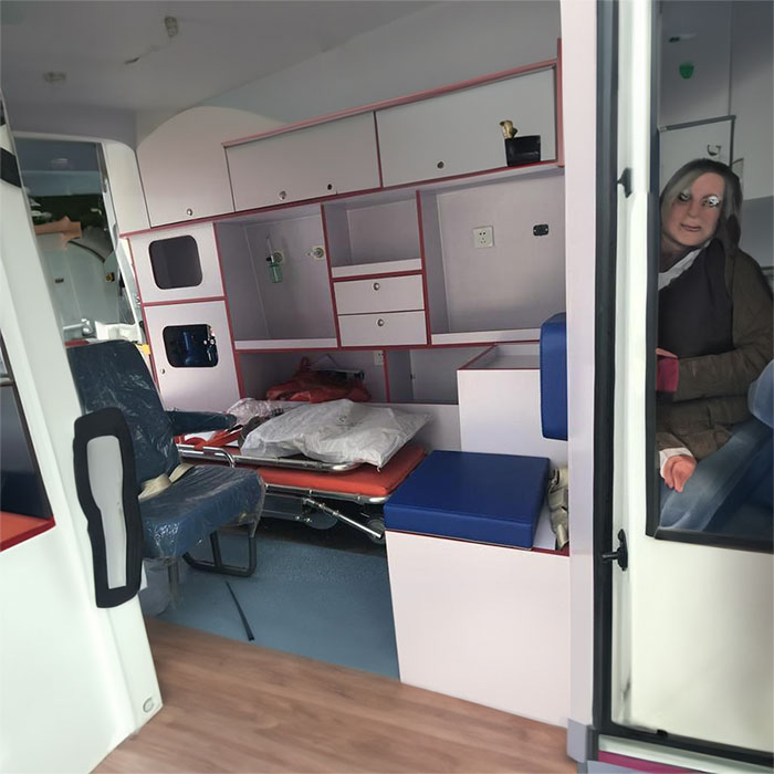 2025年广西南宁长途救护车 救护车服务电话